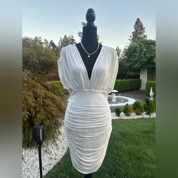 BCBGMaxAzria White Maxi Dress - Picture 1 of 6